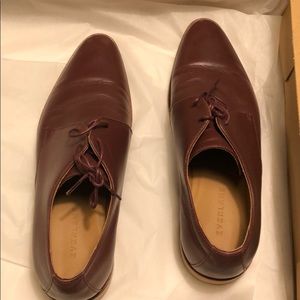 Everlane leather shoes. Made in Italy. Minor flaws
